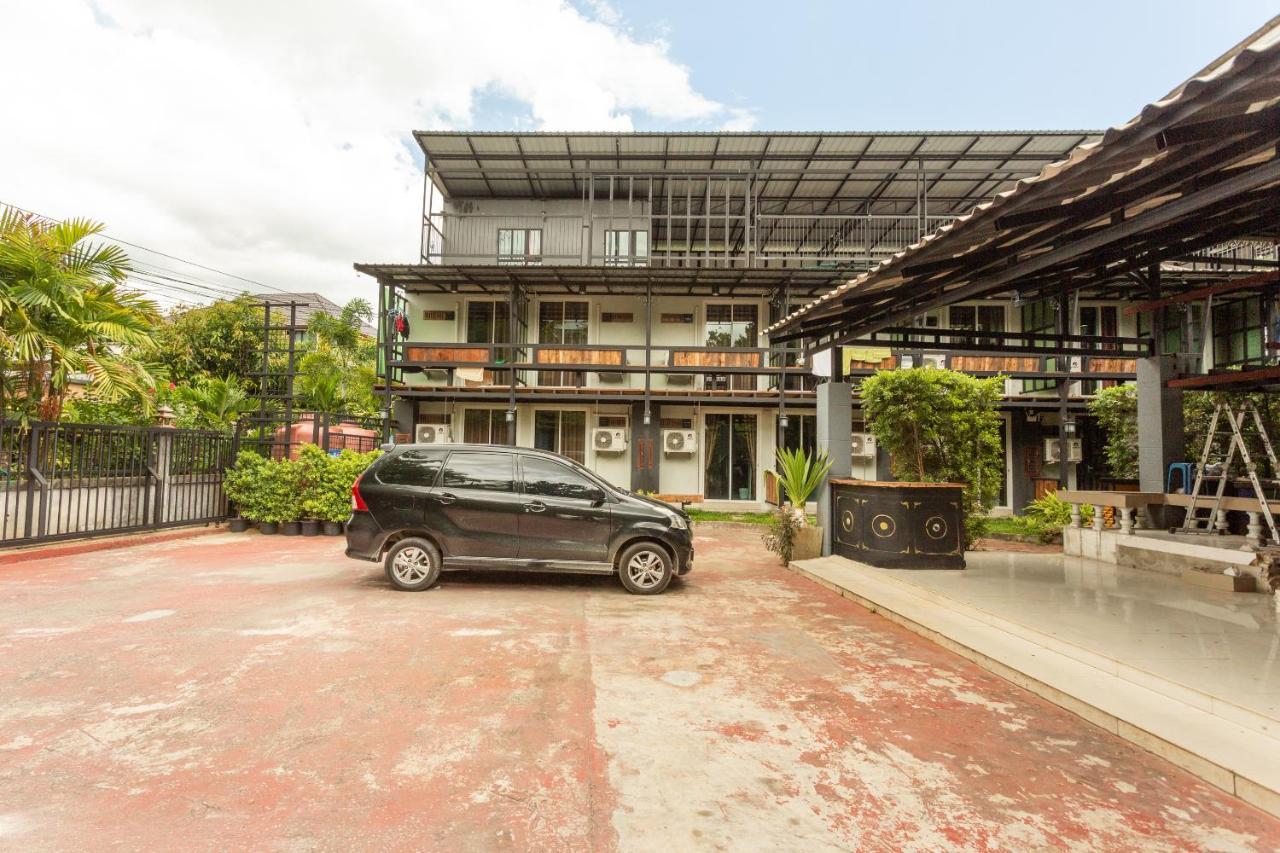 Capital O 1051 Pagoda House Чиангмай Экстерьер фото
