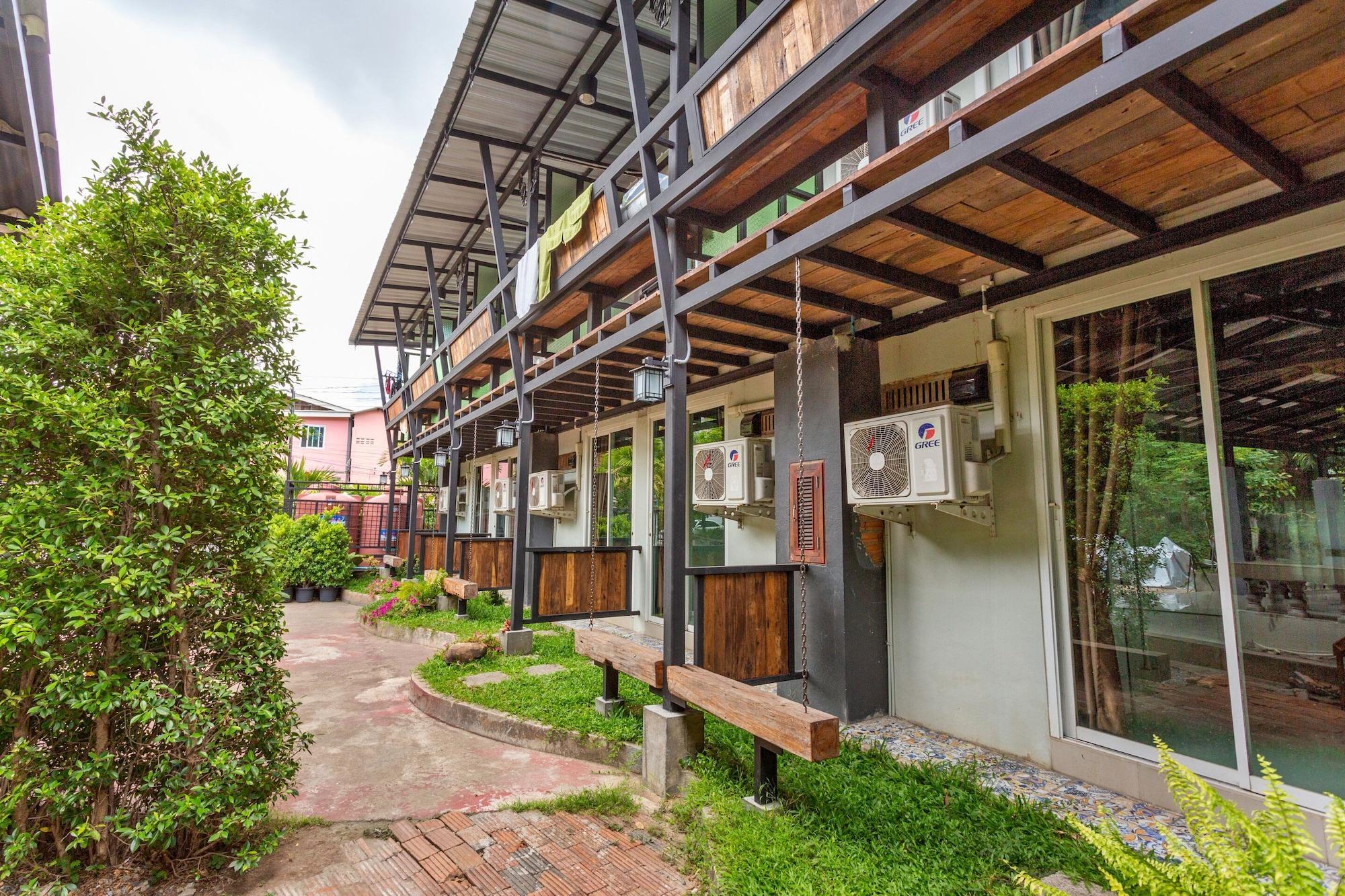 Capital O 1051 Pagoda House Чиангмай Экстерьер фото