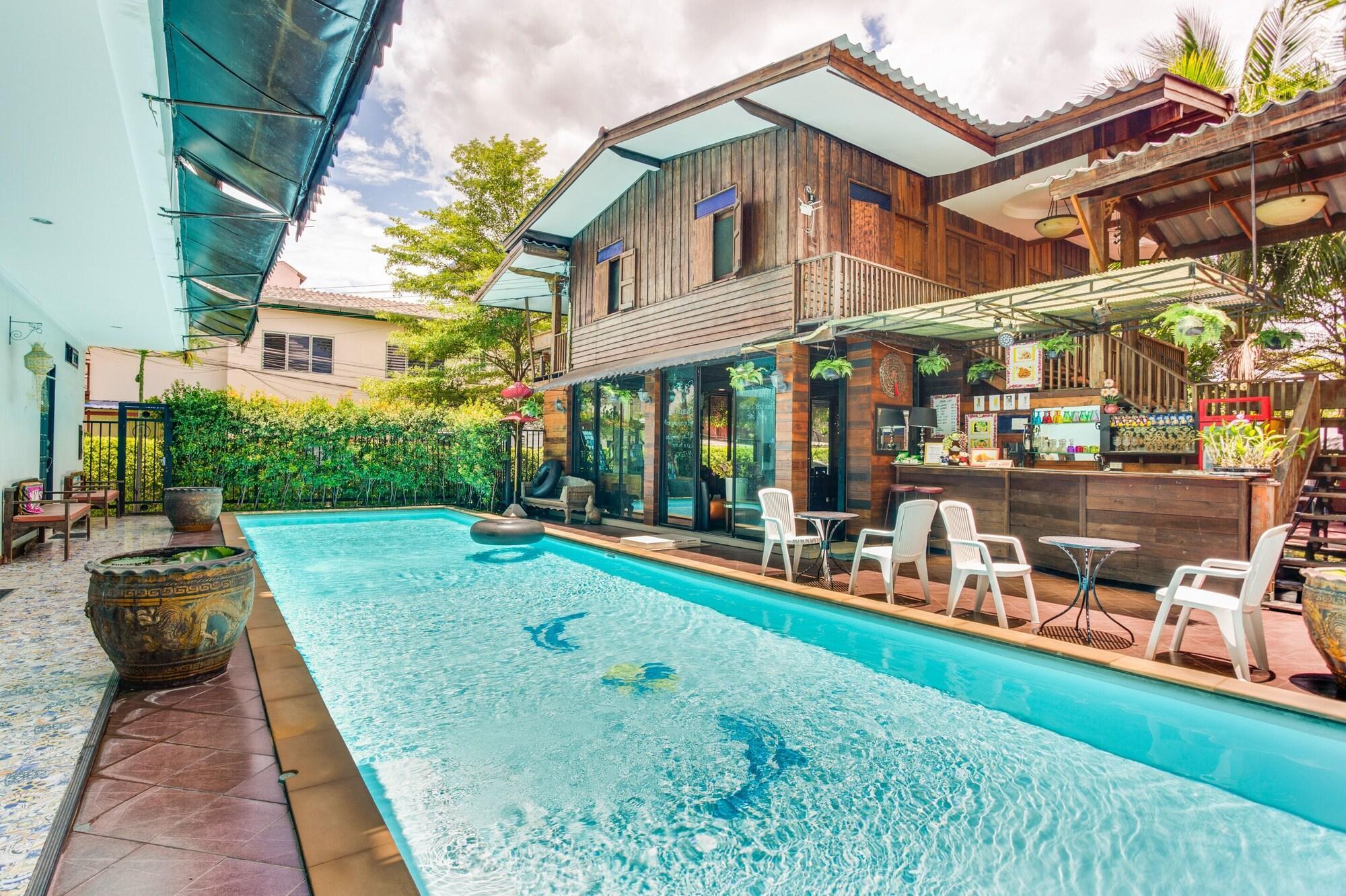 Capital O 1051 Pagoda House Чиангмай Экстерьер фото